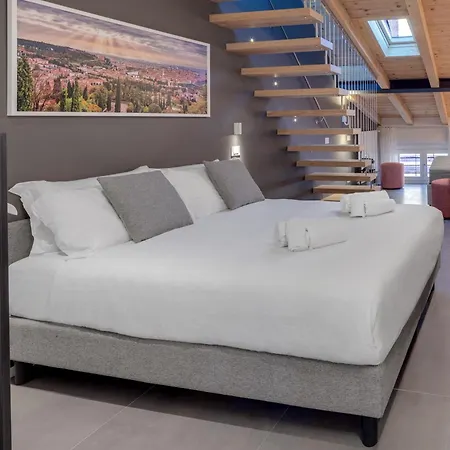 Forum Apartment